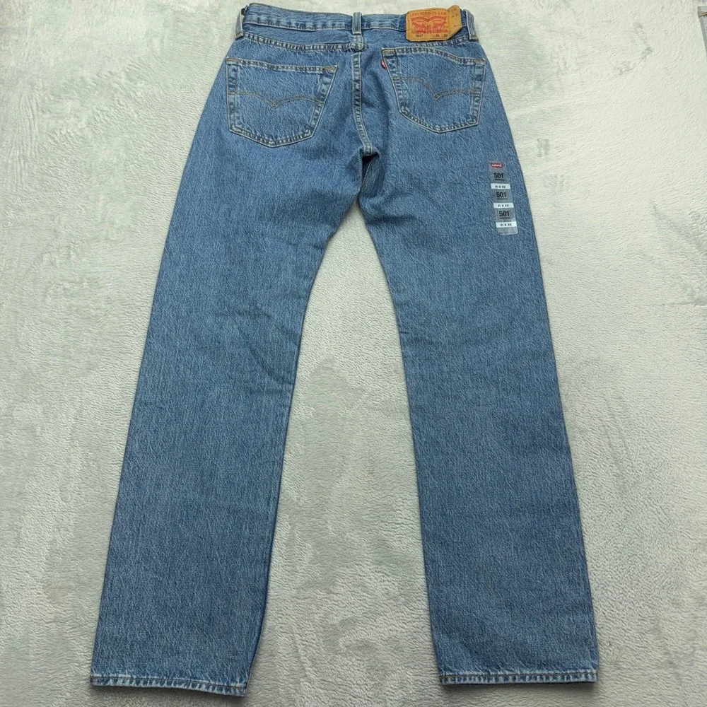 NEW Levis Jeans Mens 31x32 Blue 501 Original Fit Straight Leg Button Fly Denim